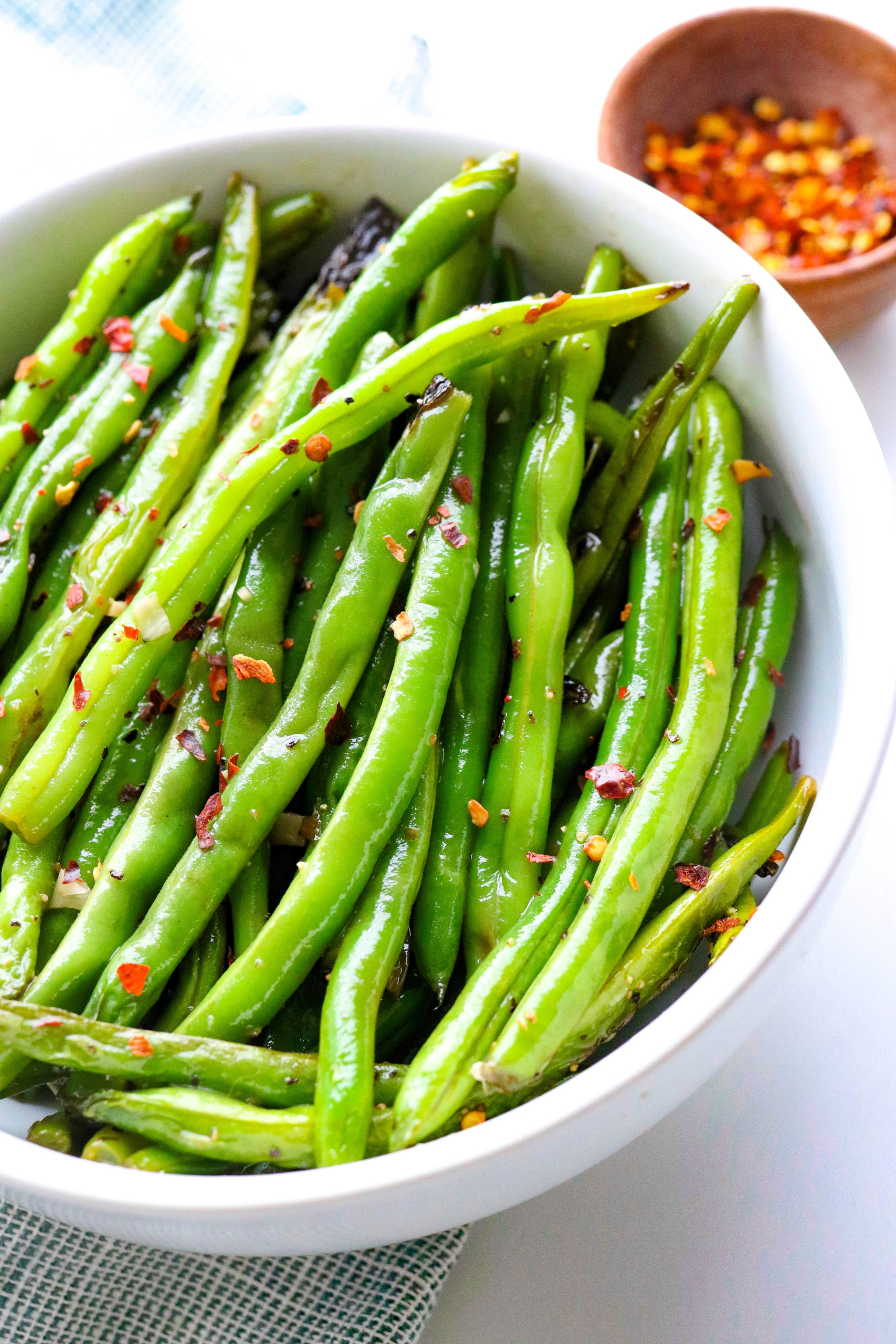 Easy Green Beans With Lemon And Garlic - Pinch Me Good