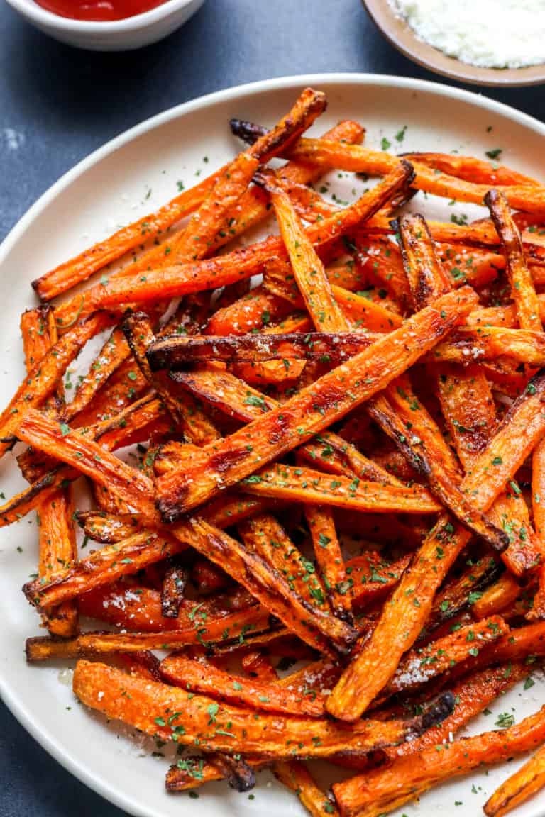 Easy 15 Minute Air Fryer Carrot Fries - Pinch Me Good