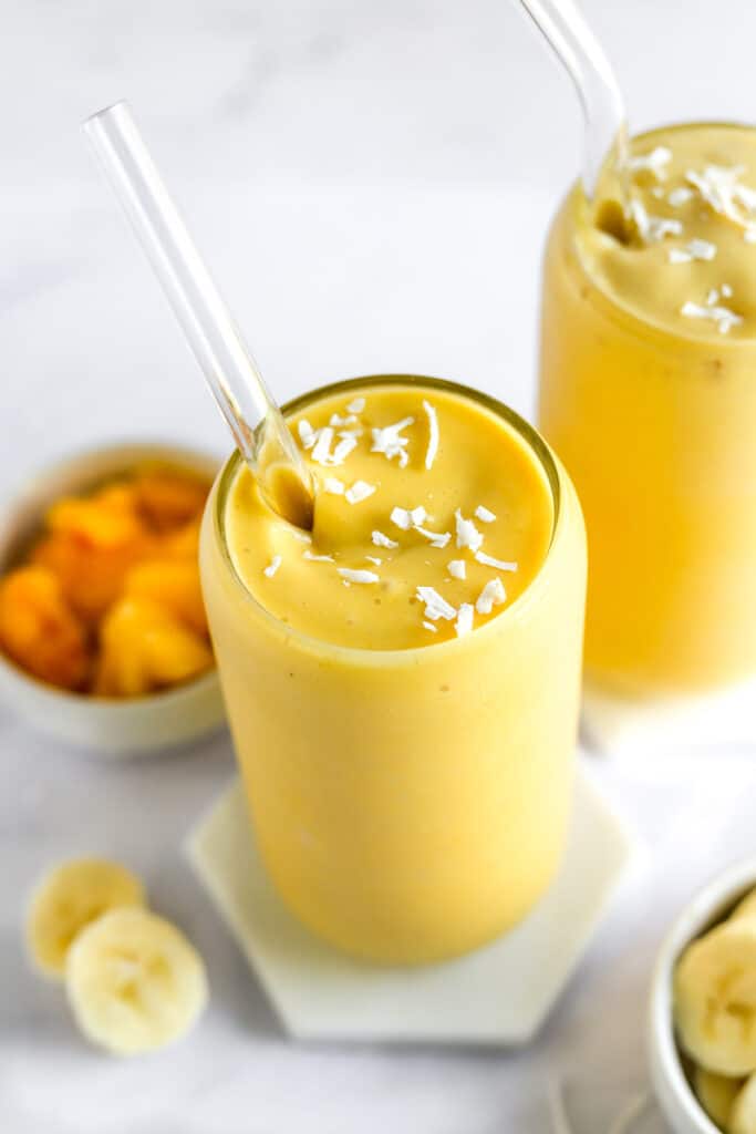 5 Ingredient Mango Banana Smoothie - Vegan - Pinch Me Good
